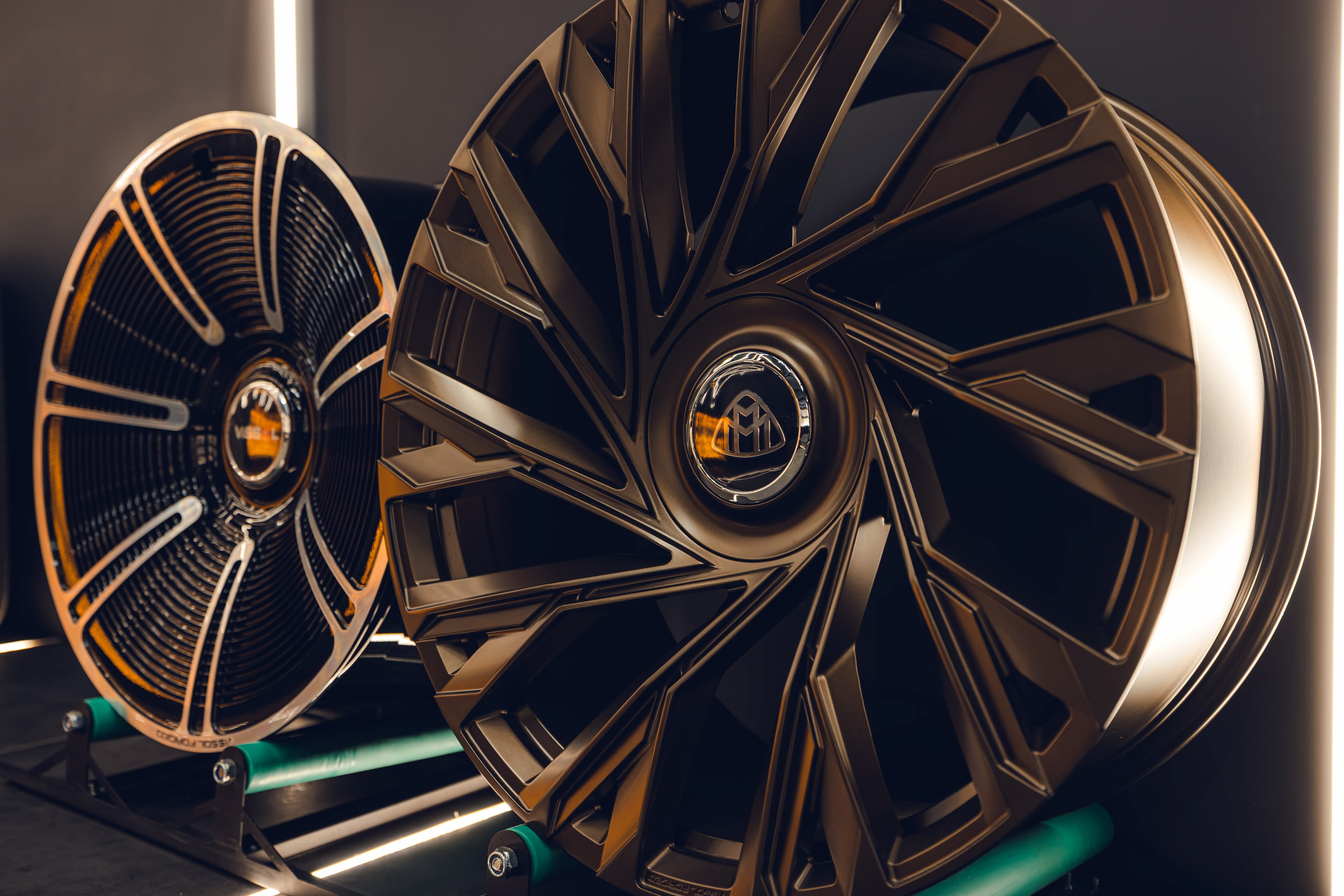 Зона приёма клиентов KARAD Детейлинг — премиальный визуал